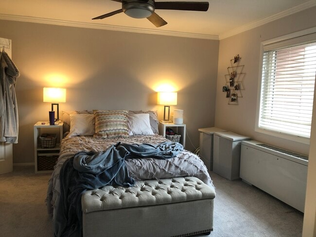 Photo - 1529 S George Mason Dr Unit George Mason Village