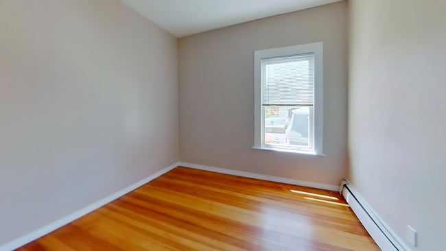 Photo - 119 George St Unit 3