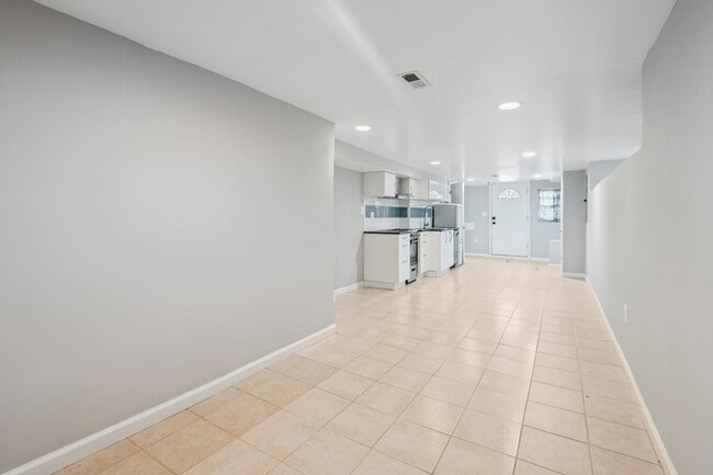 Photo - 608 Opus Ave