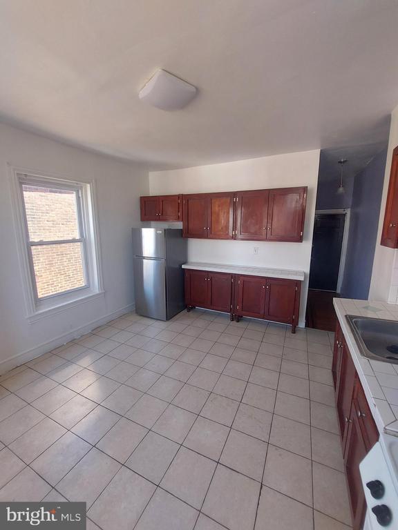 Building Photo - 3150 N Broad St Unit 3RD FL Rental