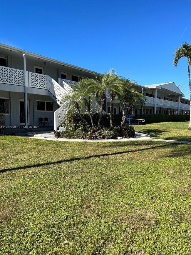 Building Photo - 600 Layne Blvd Unit 220