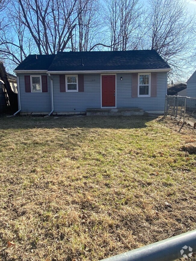 Building Photo - 2 Bedroom on the East Side - Fenced In Bac... Rental