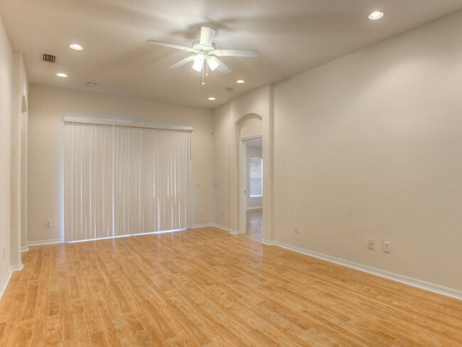 Photo - 1101 Rolling Stone Run