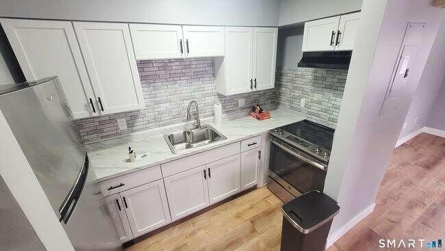 21 3rd St Unit 5B