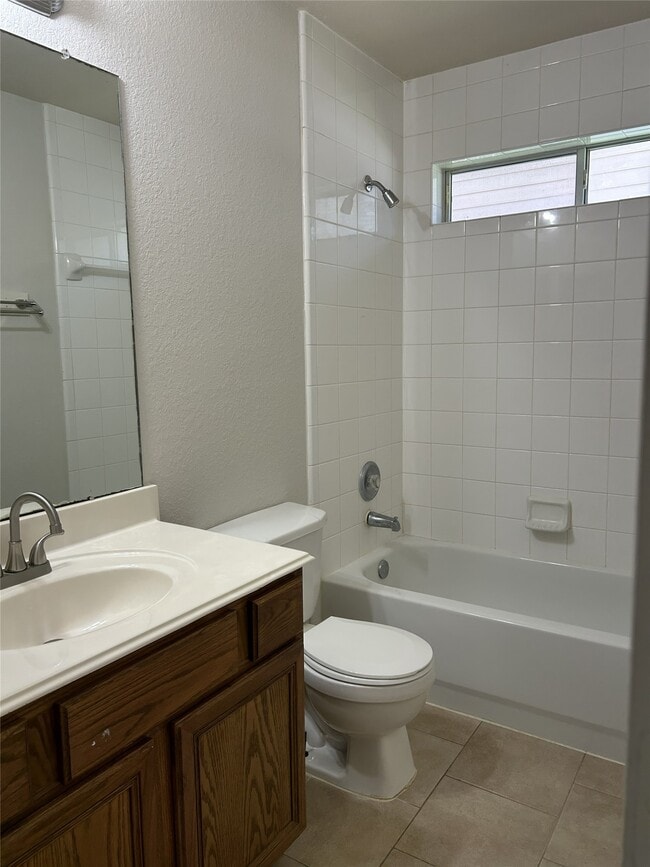 Photo - 1006 N Magnolia Dale Dr