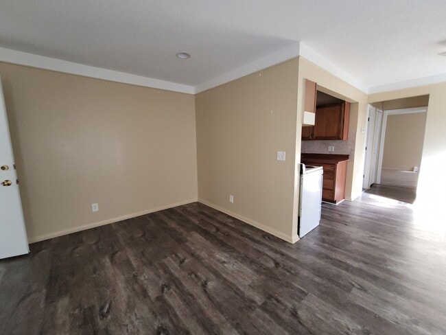 Building Photo - 16470 E 9 Mile Rd Unit 104 Rental