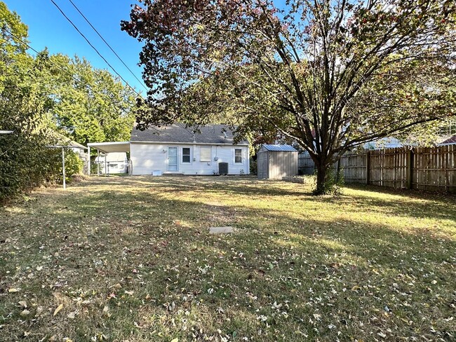 CUTE 2 Bedroom 1 bath near 21st & Gage - CUTE 2 Bedroom 1 bath near 21st & Gage House