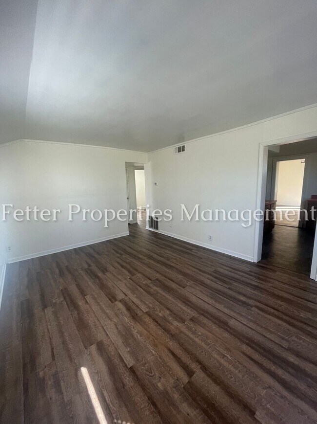 Photo - Don't Miss Out!