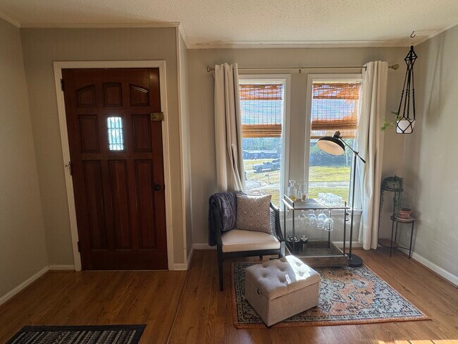 Photo - 409 Crosscreek Cir