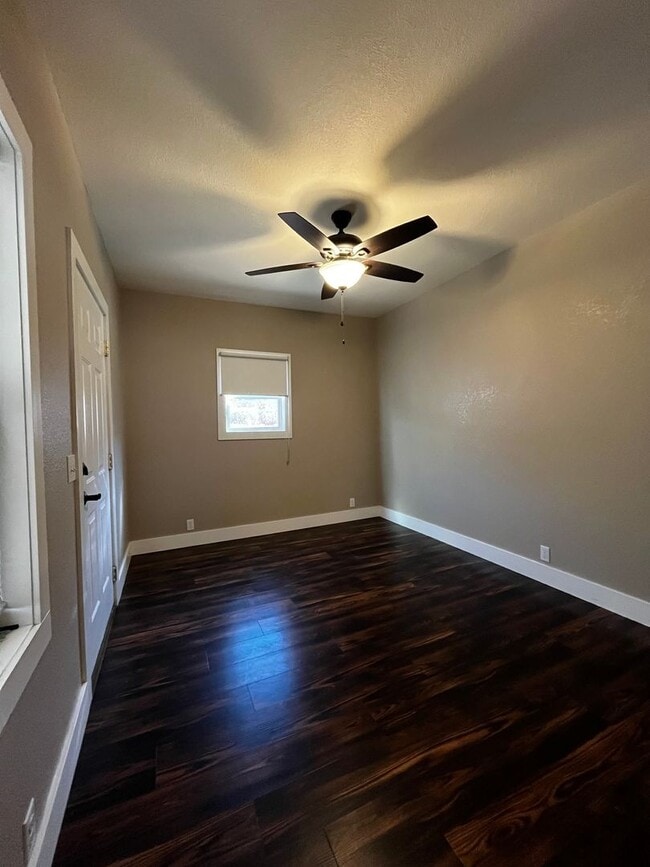 Photo - 2 Bedroom, 1 Bath house located in Wallace...