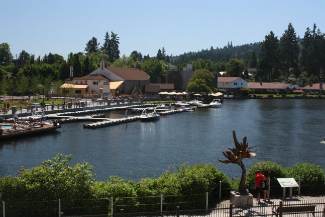 Lake Front Private Trails - Uptown at Lake Oswego