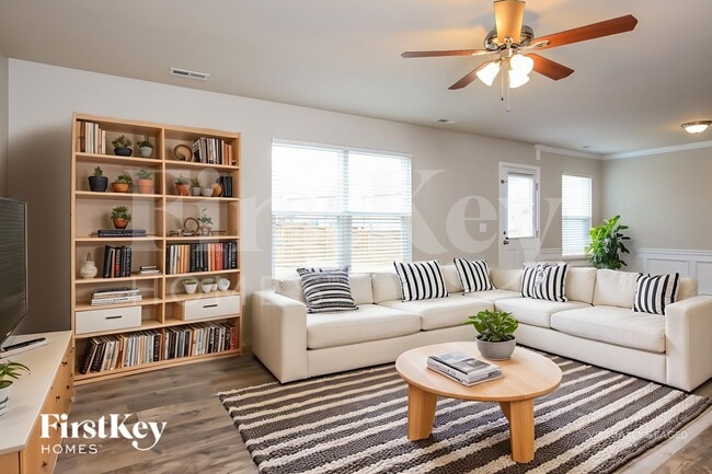 Photo - 4361 Prairie Creek Trail