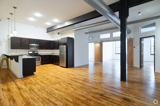 2BR, 2BA - 1,226-1,234SF - Living Room