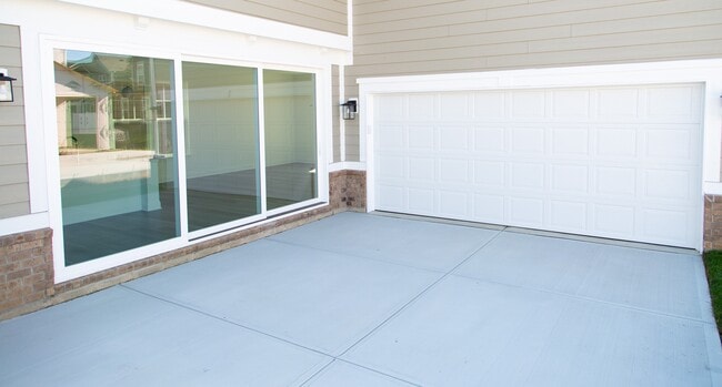 Photo - 14275 Larson Dr