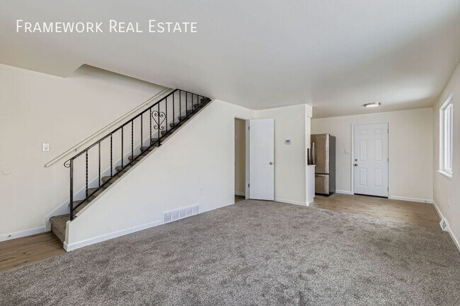 Photo - 4833 Field Ct