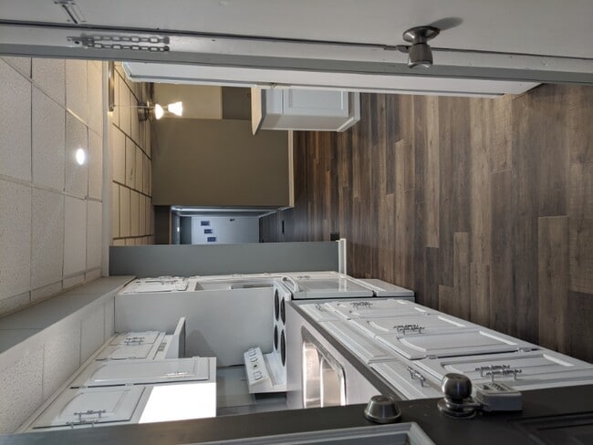 Photo - 700 Lincoln St