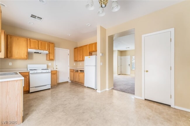 Photo - 6888 Bronze Meadow Ave