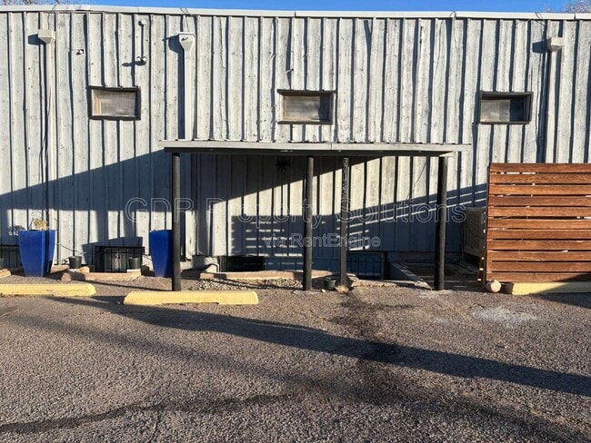 Building Photo - 3209 Burton Ave SE Unit 3219 1/2