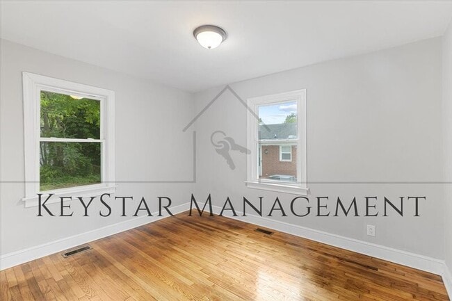 Photo - 429 Henry St