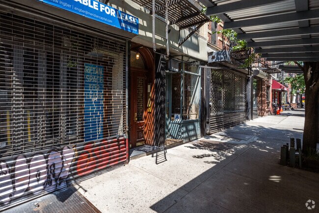 Photo - 144 Sullivan St