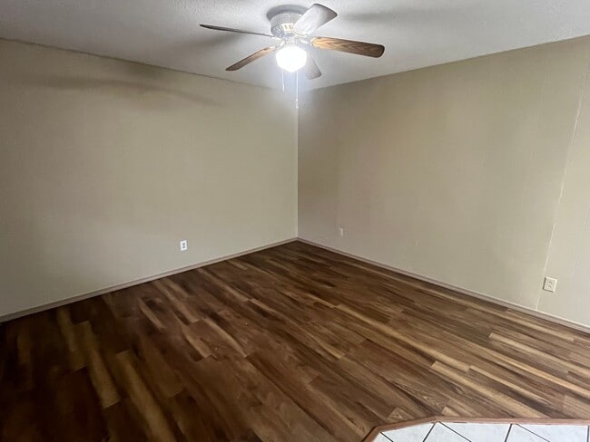 Photo - 702-708 E 11th ST Unit 706