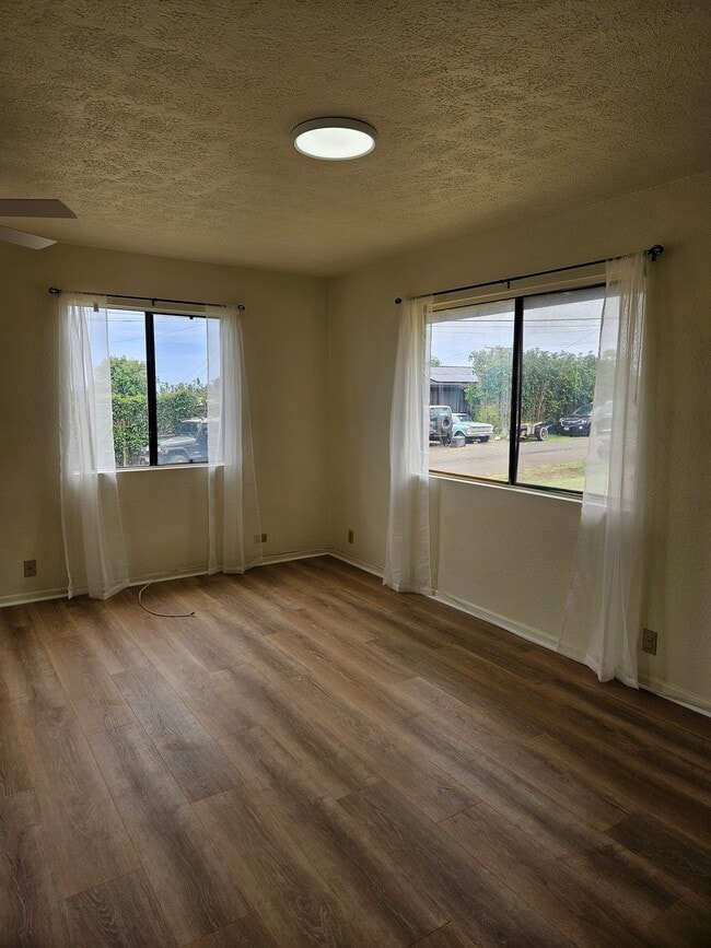 Photo - 133 Hanalani St