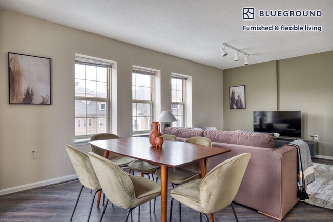 Photo - 5405 Tuckerman Ln Unit FL8-ID606