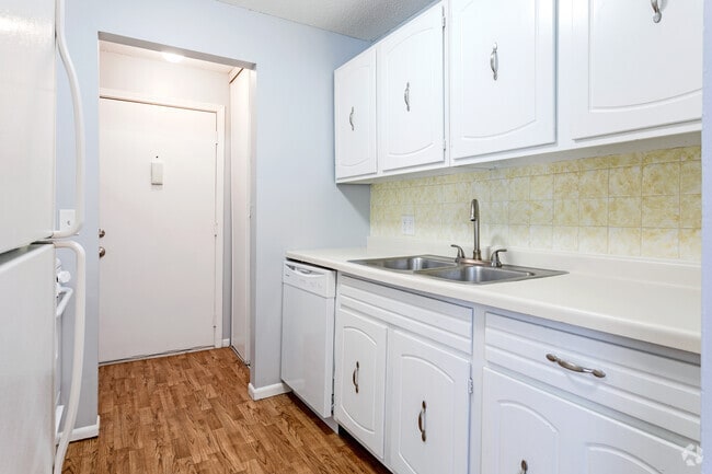 1BR, 1BA