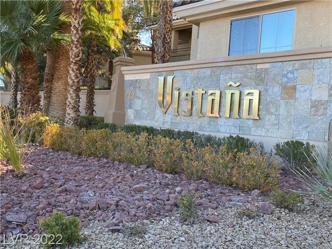 Building Photo - *Guard Gated @ Vistana- 1 Bedroom Condo!