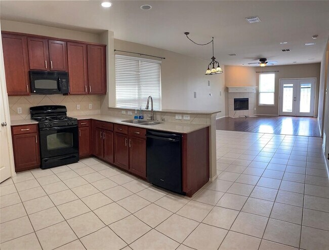Photo - 5733 Pebble Ridge Dr