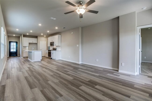Photo - 612 McKenna Dr