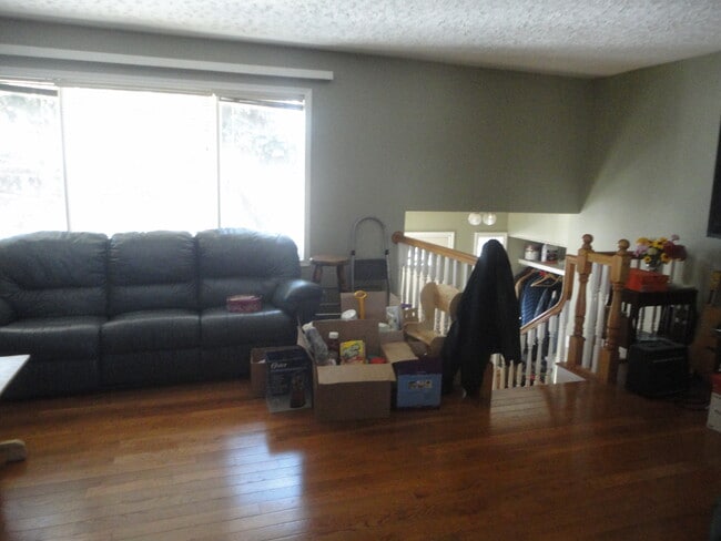Photo - 2169 Embury St