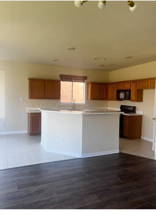 Photo - 8411 Spotslyvania Ln