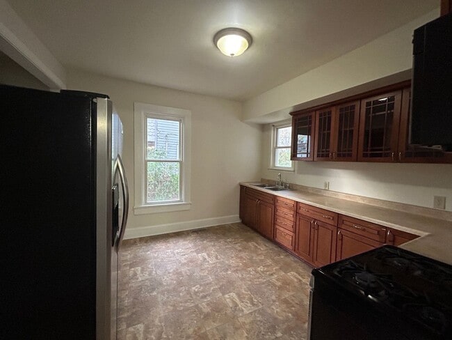 Photo - 3 bedroom 1 bath home in Moline