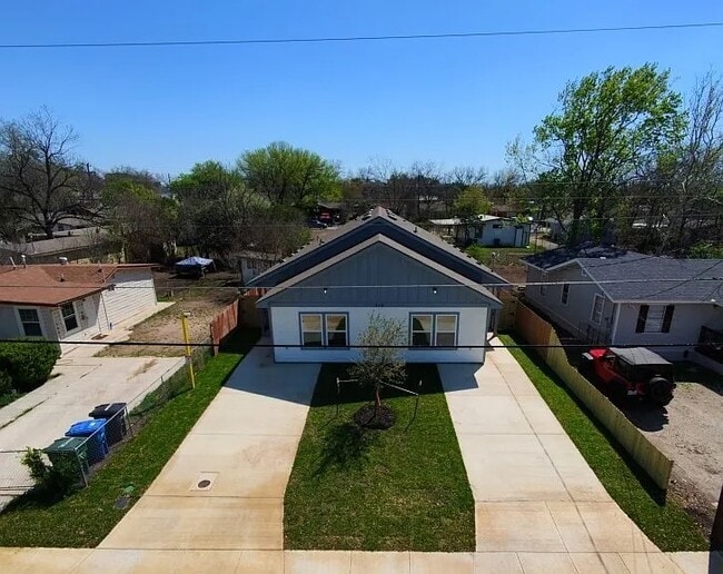 Photo - 214 Pima St
