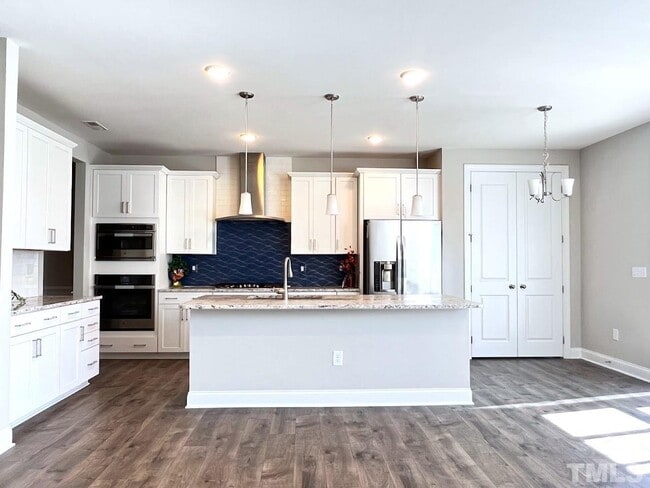 Photo - Luxury Townhome 3 bedroom 2855 Sq Ft for Rent