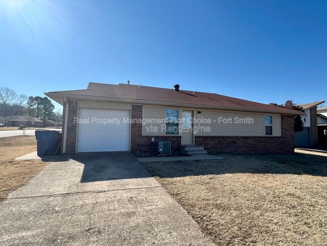 Photo - 1709 Brooken Hill Dr