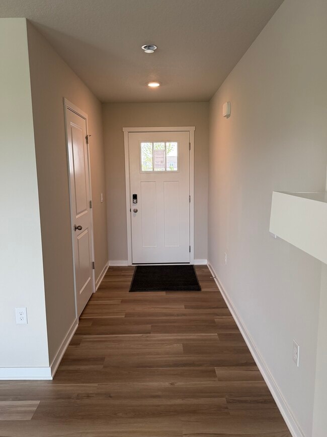 Photo - 17021 Persimmon Ln
