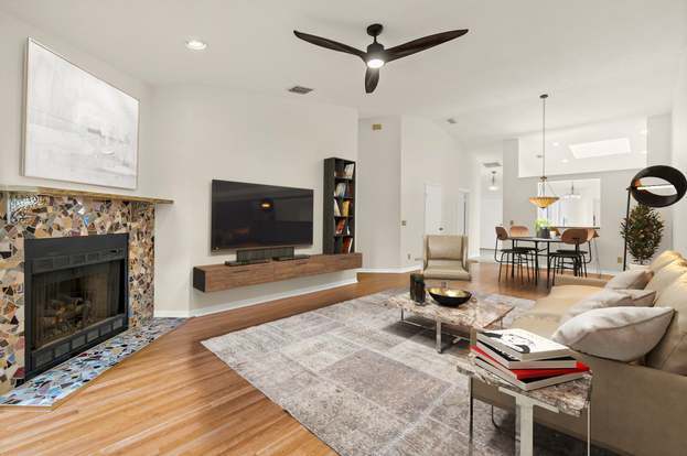 Photo - 604 Parkside Pl