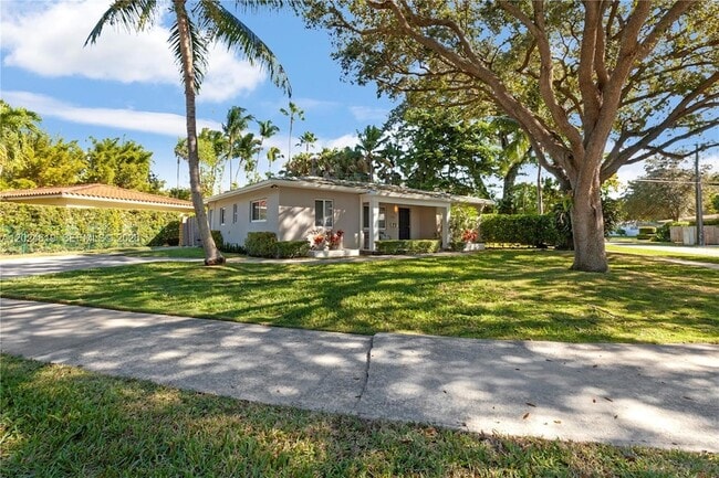 Building Photo - 8201 SW 63rd Pl