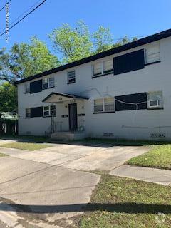Building Photo - 1658 W 10th St Rental