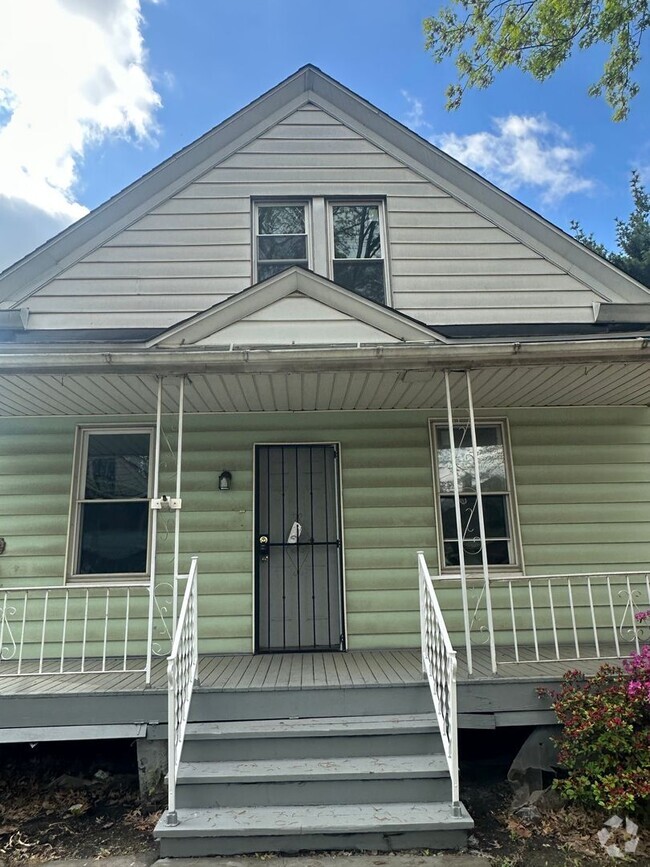 Building Photo - Harvard/E. 71 Section 8 Rental