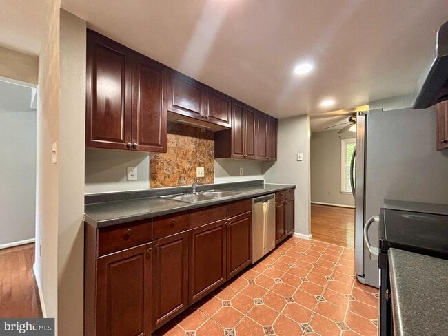 Photo - 9004 Mulvaney Ct