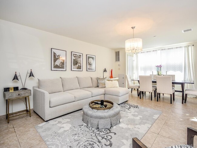Photo - 400 Carney St Unit 403