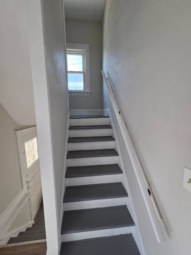 Photo - 2762 E 120th St Unit 2