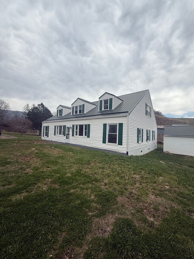 Building Photo - oliv3574 Unit 1