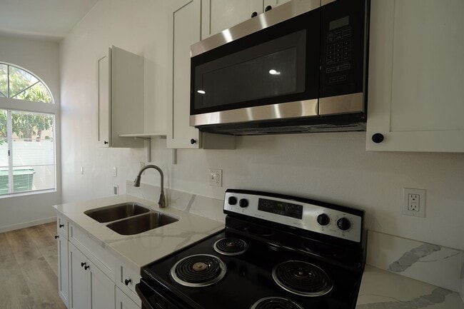 Photo - 26074 Bay Ave Unit 2