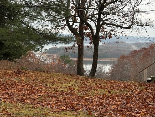 Photo - 15284 Putman Rd