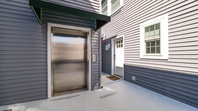 Photo - 210 N Madison Ave