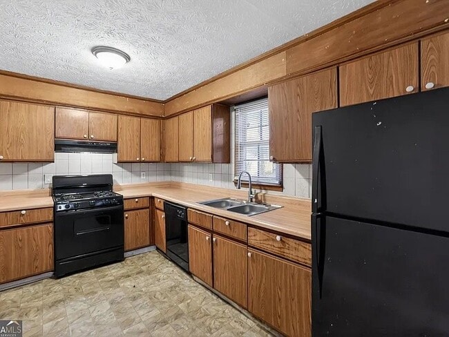 Photo - 1009 Salisbury Trail